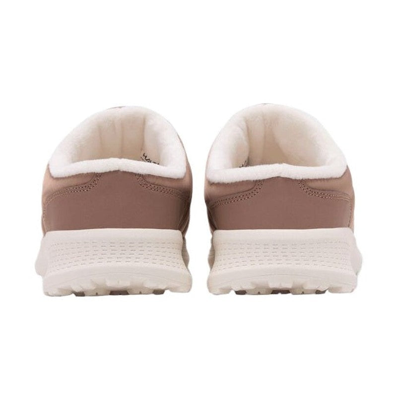 Baksida av Halti Rest 2 beige tofflor med vit foderkant och profil