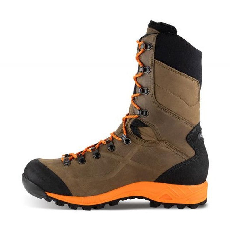 Crispi Titan GTX känga med hög ankelstödsdesign och termoformad ovandel