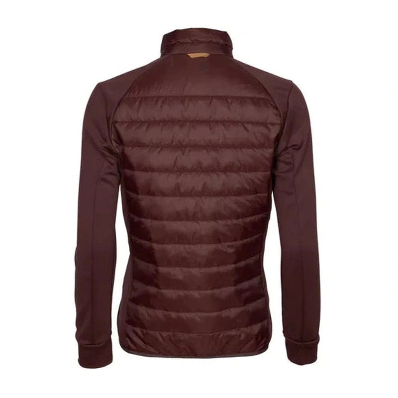 Bakvy av kviltad fleecejacka med horisontella sömmar och stretchärm