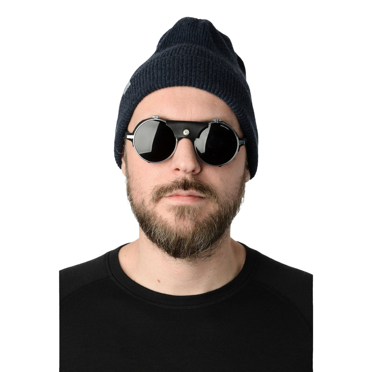 Mörkblå stickad ullmössa Houdini Zissou med ribbstickning och goggles
